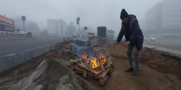 Erzurum buz kesti, sis şehri örttü