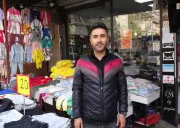 Deprem bölgesinde yıkım kararı