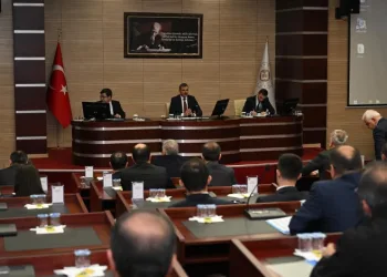 Hükümlü ve tutuklara moral konseri