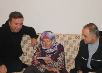 Çalışma azmiyle Türkiye’ye örnek