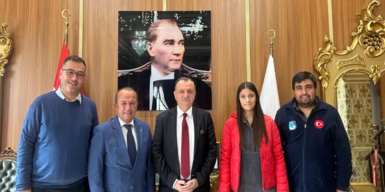 Bilim Yunusemre öğrencisinden büyük başarı