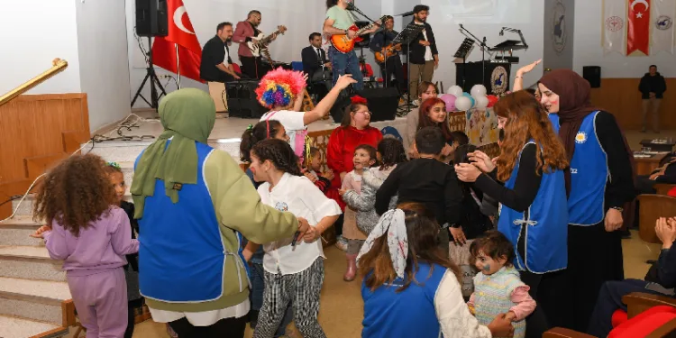 Diyabetli çocuklara sensör