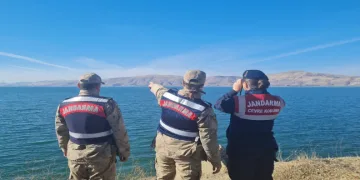 Yangını jandarma ekipleri söndürdü