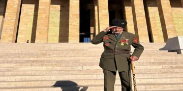 Kore gazisi ilk kez Anıtkabir’i ziyaret etti