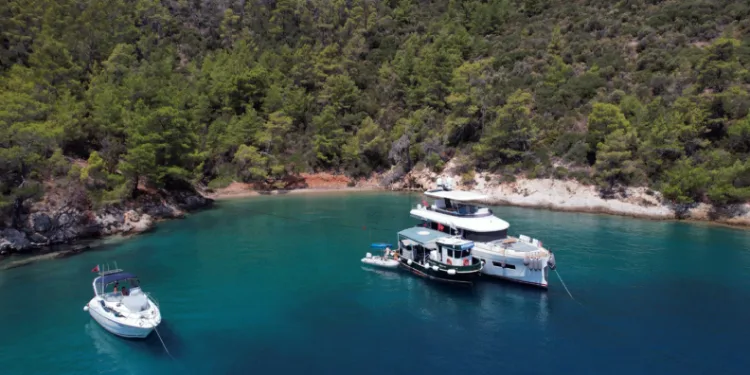 Denizlerden 7 milyon litre pis su toplandı