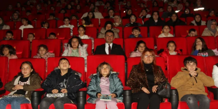 “Okuyarak büyüyen nesiller”