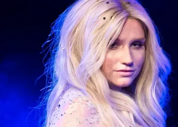 Amerikalı şarkıcı Kesha’nın zor anları