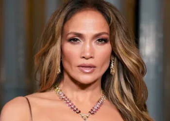 Suudi Arabistan’da Jennifer Lopez rüzgarı