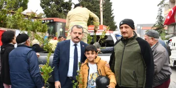 Vezirköprü’de 5 bin fidan dağıtıldı
