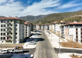TOKİ, Gülderen’de umudun da temelini attı