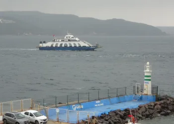 Bozcaada ve Gökçeada’ya feribot seferleri yapılamıyor