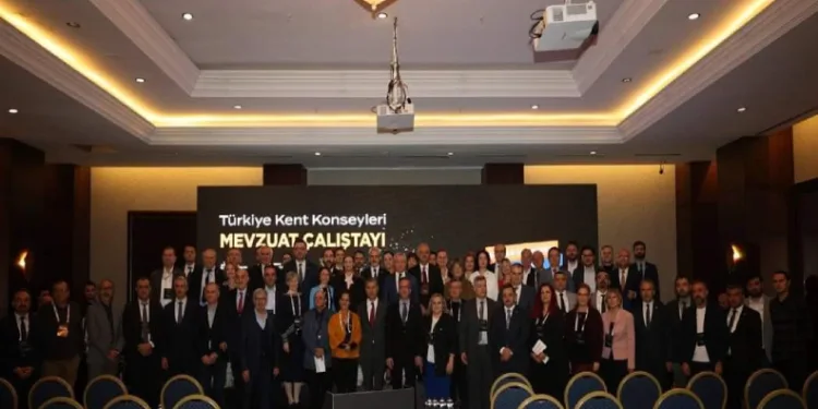 Kent konseylerinin geleceği görüşüldü