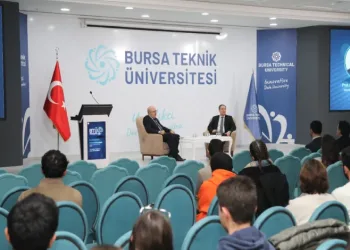 BTÜ konuşmalarının konuğu Rektör Necip Şimşek oldu
