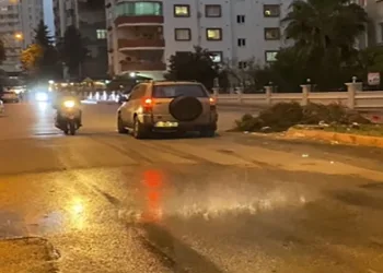 3. Kariyer Fuarı’nda gençlerle buluştu