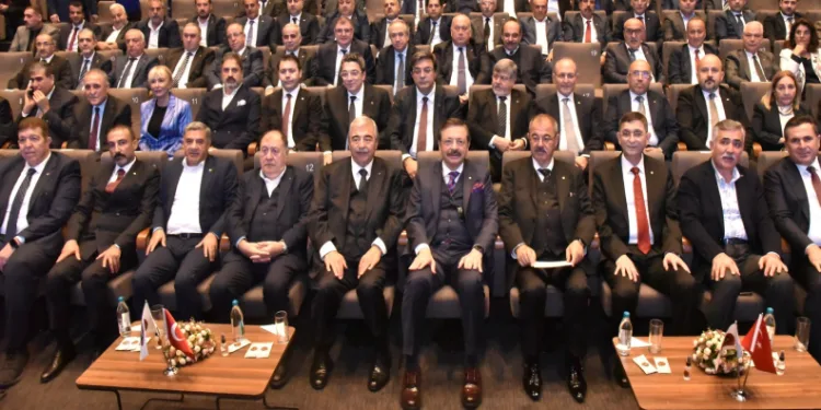 30 farklı ülkeden 250 öğrenci buluştu