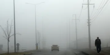 Yoğun sis kenti etkisi altına aldı