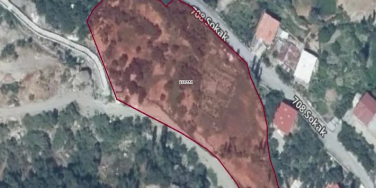 Kendi kıyafetlerini üretiyorlar
