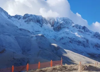 İlk kar zirveye düştü