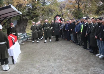 Kıbrıs gazisi son yolculuğuna uğurlandı