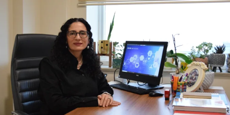 70 yıldır plak ve CD satarak mesai yapıyor
