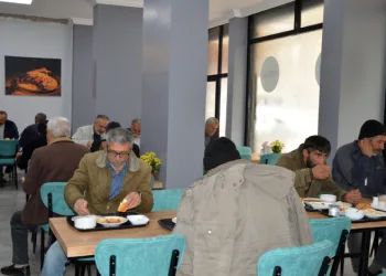 Halk lokantasına yoğun ilgi