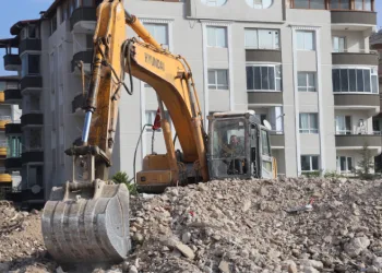 Maaşlarıyla merak uyandıran iş makinası operatörleri