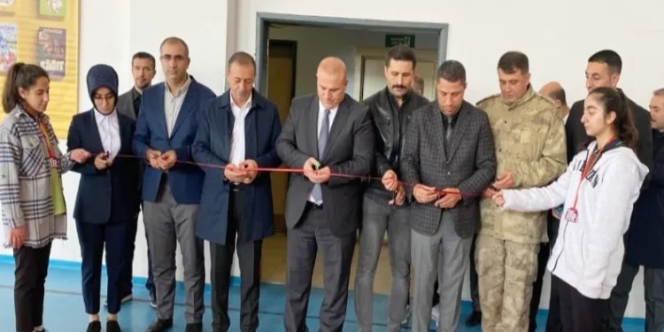 Patnos kitapla buluştu