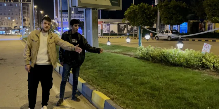 Üzerine basıldığında uyaran çim sistemi