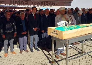 Heyelandan hayatını kaybeden şahıs son yolculuğuna uğurlandı