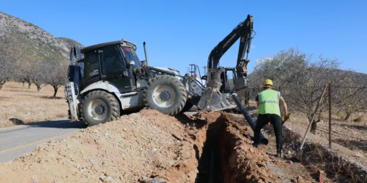 İçme suyu projesinin 3 bin 500 metresi tamamlandı