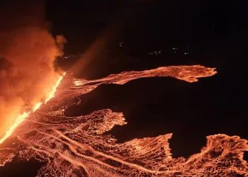Yarımadası’ndaki yanardağ 7. kez patladı