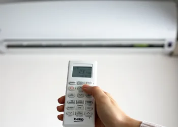 Yarımadası’ndaki yanardağ 7. kez patladı