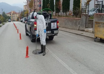 Rögarlarda ilaçlama çalışması yapıldı