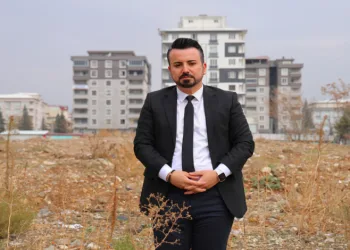 Depremde 92 öğrencisini kaybeden öğretmen