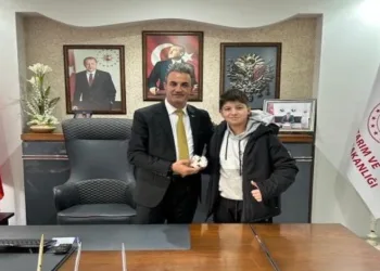 3 okula arıtma sistemi kurdu