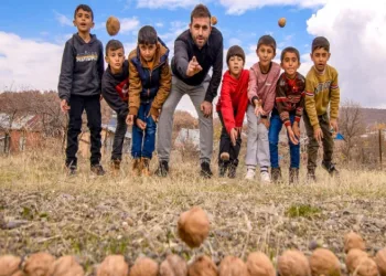 Bingöllü öğretmen Türkiye birincisi oldu