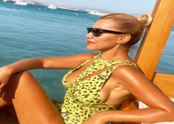 Zeynep Mansur’dan Simge’ye çıkış