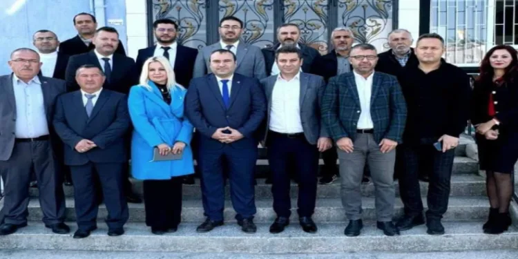 Tarihi saat kulesinde duran zaman artık yeniden akıyor