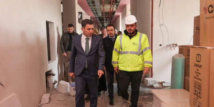 Yeni valilik binasında son