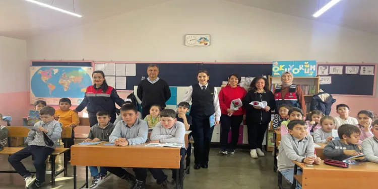 Öğretmenler Günü’nü kutlandı