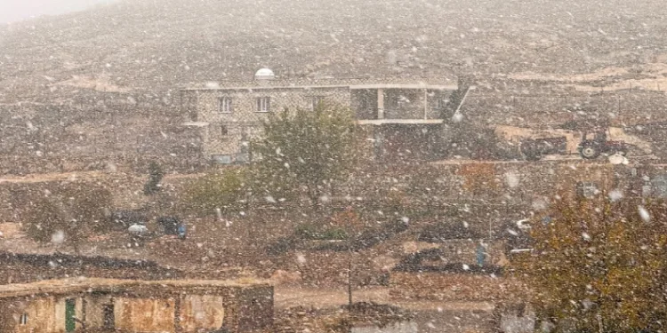 Mardin’de mevsimin ilk karı yağdı
