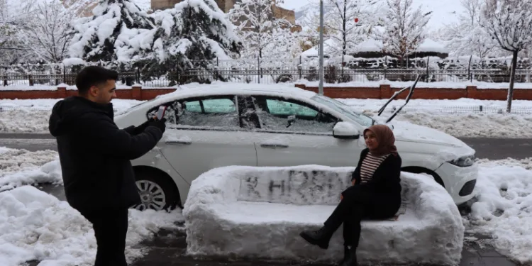 Kardan koltuk yaptı