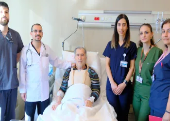 Dikişsiz ‘aort kapak’ ameliyatı