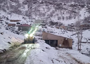 Ayder Yaylası’nda süren kar yağışı