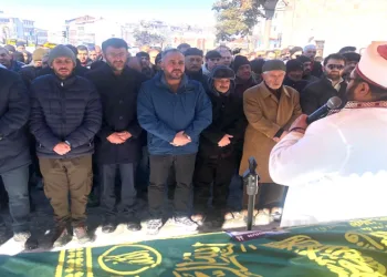 Sevenleri tarafından son yolcuğa uğurlandı