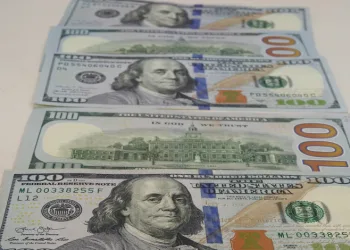 Dövizcilerden sahte dolar açıklaması