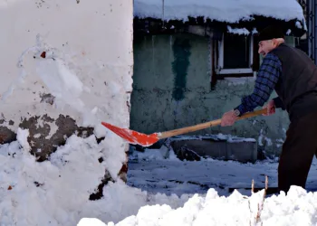Erzurum’da termometreler -18’i gösterdi