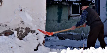 Erzurum’da termometreler -18’i gösterdi