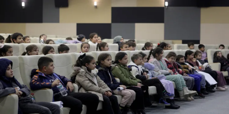 Öğrencilerle sanat dolu bir gün