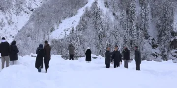 Ayder Yaylası’ndan kar manzaraları